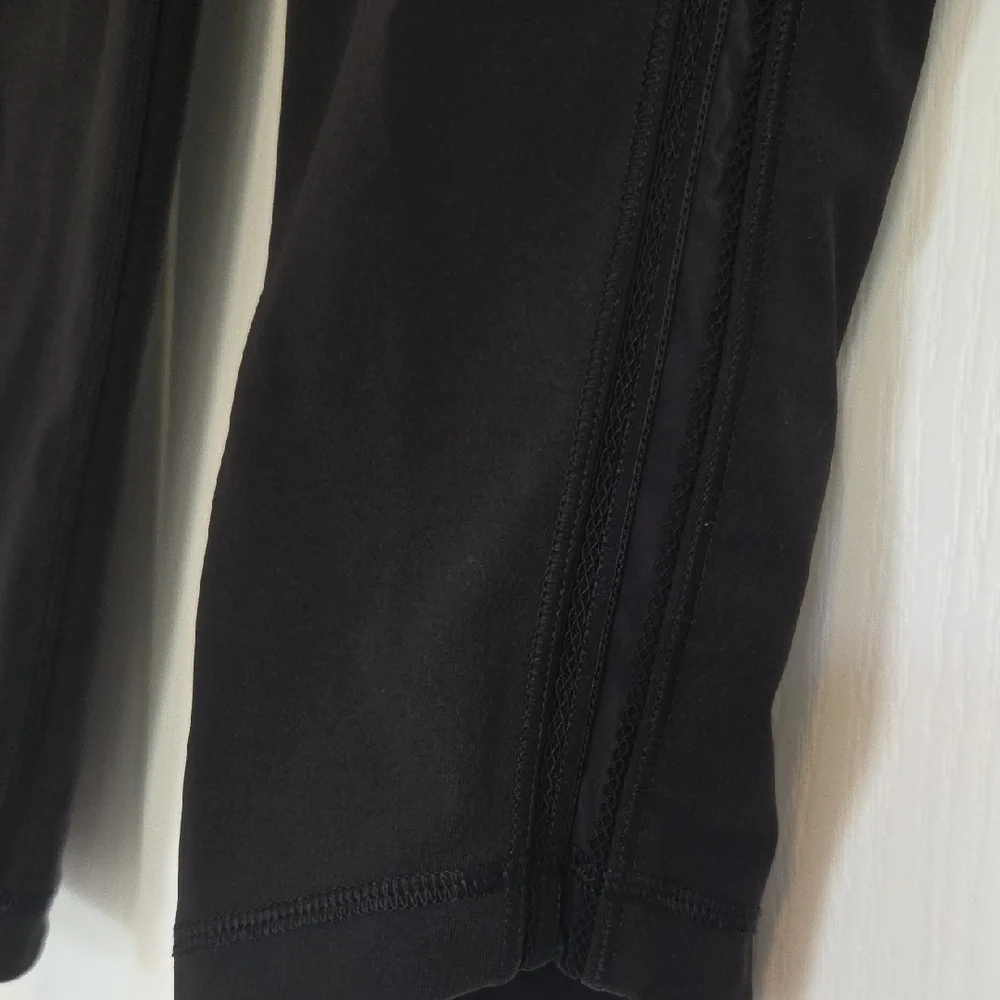 Lululemon Black Cropped Leggings
